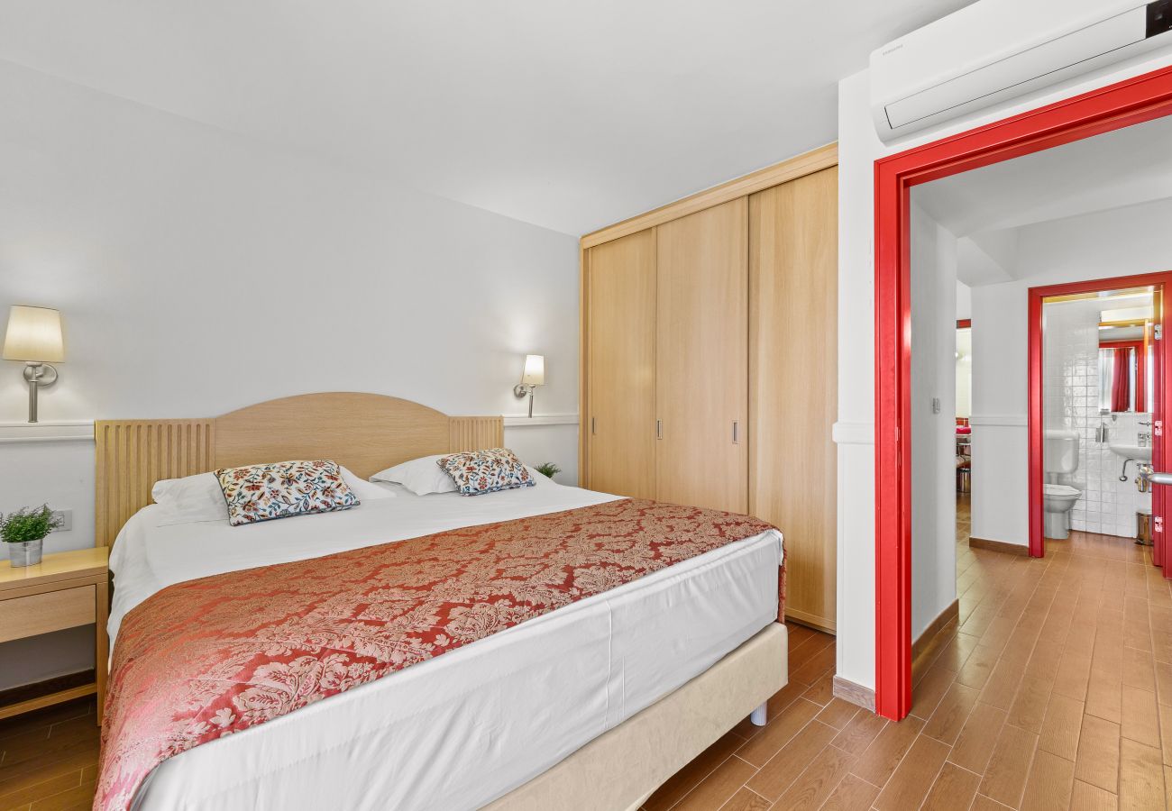 Ferienwohnung in Šibenik - Gemütliche Familienwohnung A2