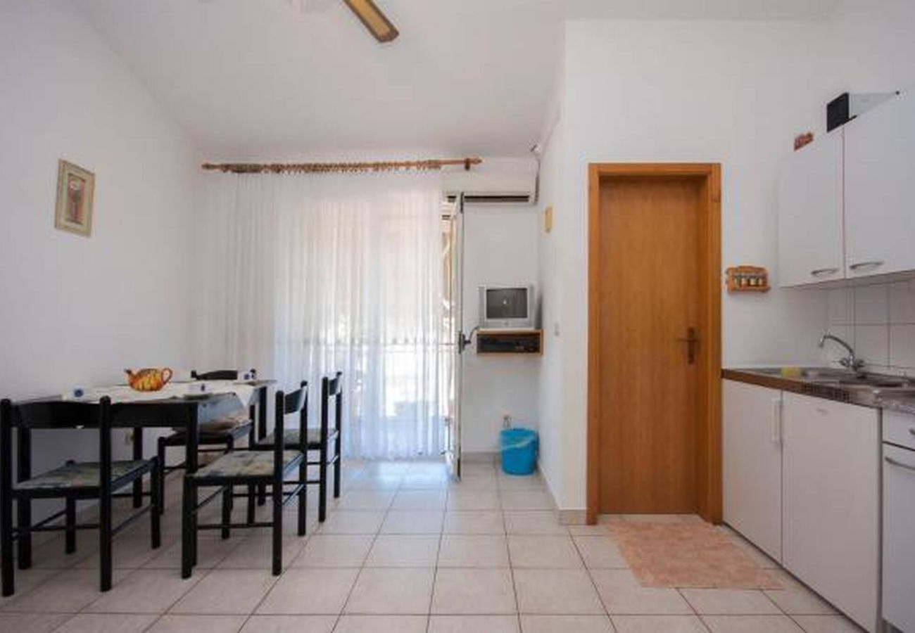 Ferienwohnung in Šibenik-Brodarica - Gemütliches Apartment A1 in Brodarica