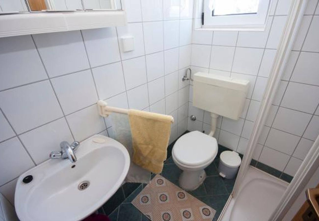 Ferienwohnung in Šibenik-Brodarica - Apartment A2 mit Meerblick in Brodarica