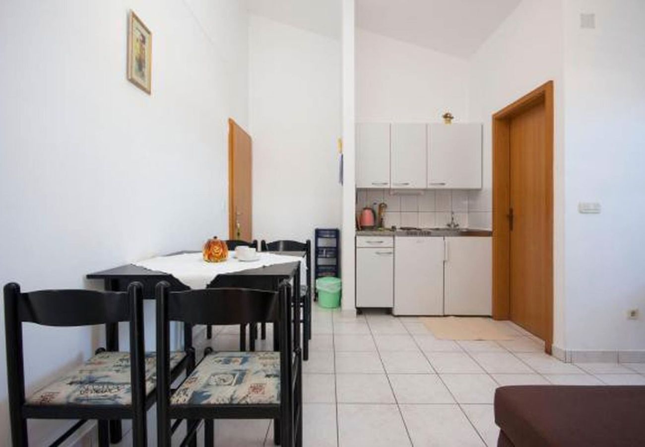 Ferienwohnung in Šibenik-Brodarica - Apartment A2 mit Meerblick in Brodarica
