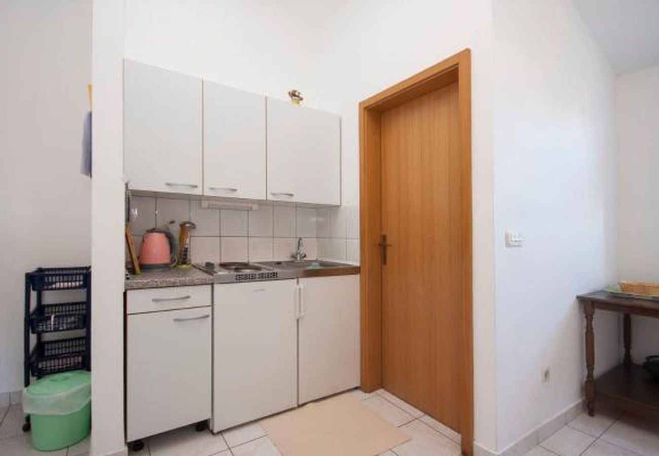 Ferienwohnung in Šibenik-Brodarica - Apartment A2 mit Meerblick in Brodarica
