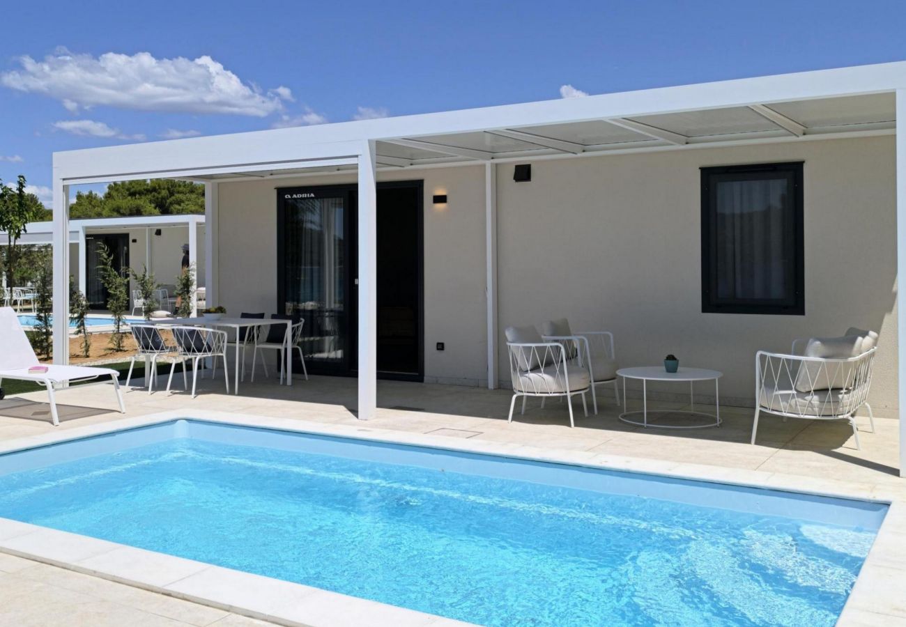 Villa in Šibenik - Mobile Strandvilla mit 3 Schlafzimmern