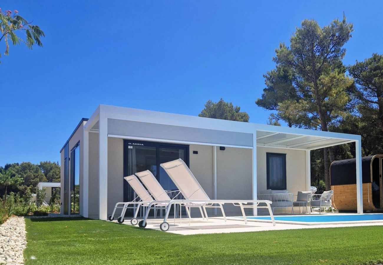 Villa in Šibenik - Mobile Strandvilla mit 3 Schlafzimmern