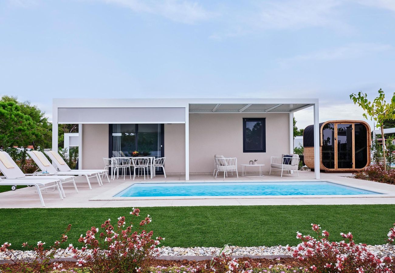 Villa in Šibenik - Mobile Strandvilla mit 3 Schlafzimmern