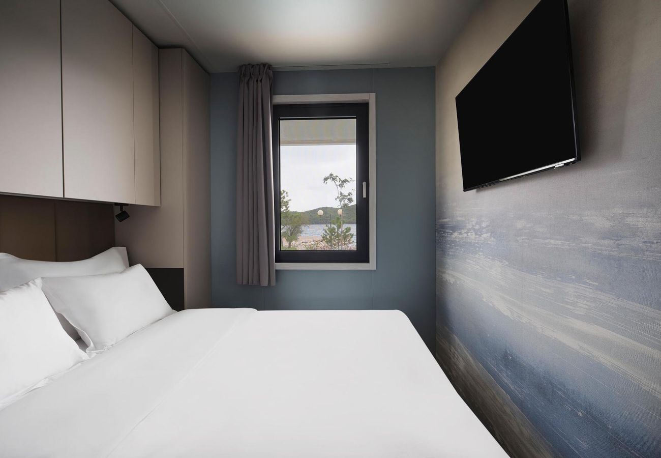 Villa in Šibenik - Mobile Strandvilla mit 3 Schlafzimmern