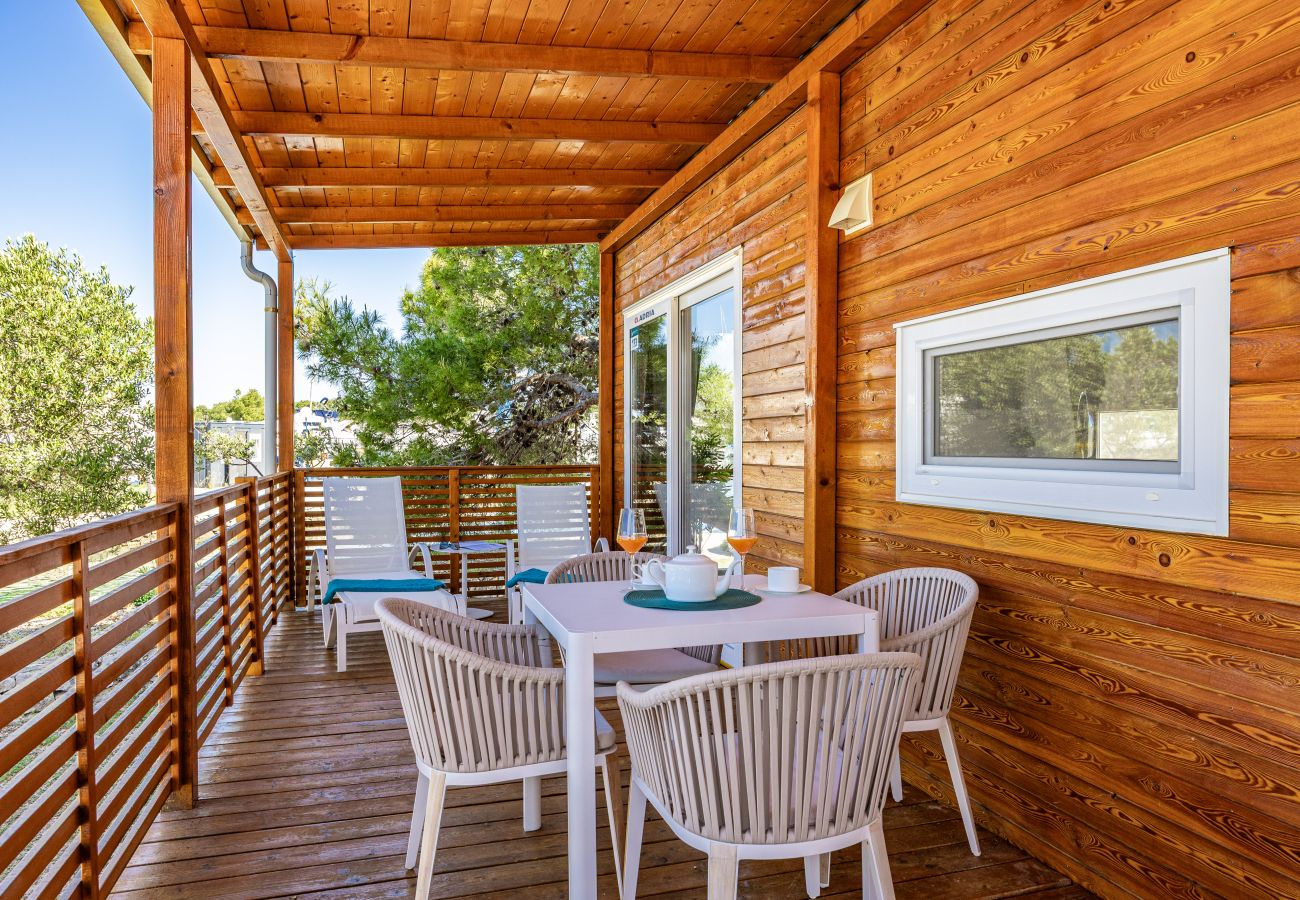 Ferienhaus in Šibenik - Luxuriöses Ferienmobilhaus (4+1)