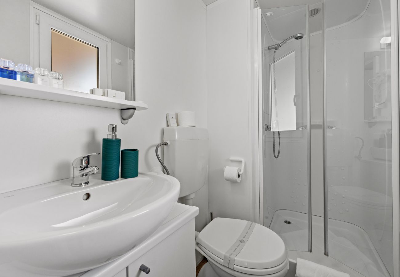 Ferienhaus in Šibenik - Mobilheim für Familien mit drei Schlafzimmern