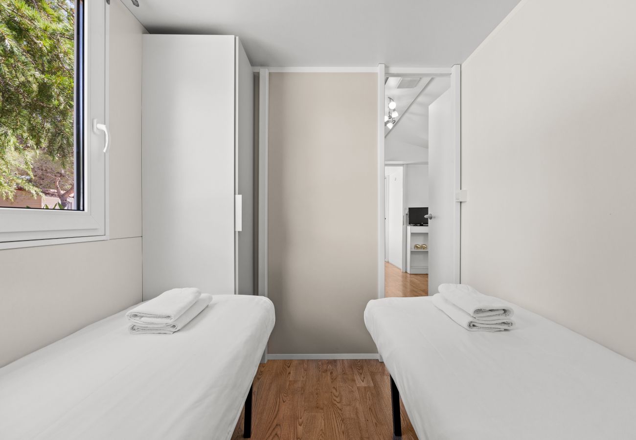 Ferienhaus in Šibenik - Mobilheim für Familien mit drei Schlafzimmern