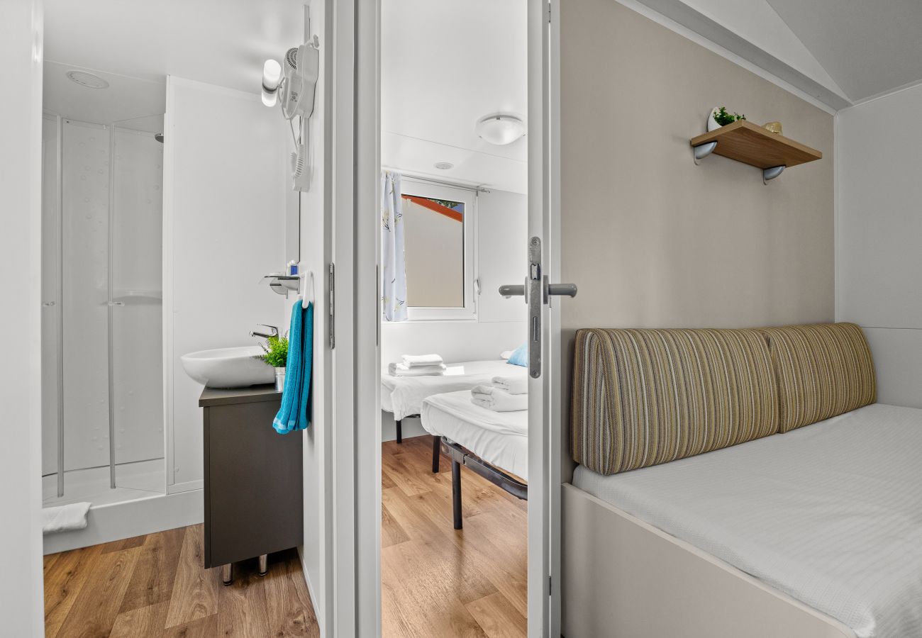 Ferienwohnung in Šibenik - Gemütliches Standard-Mobilheim