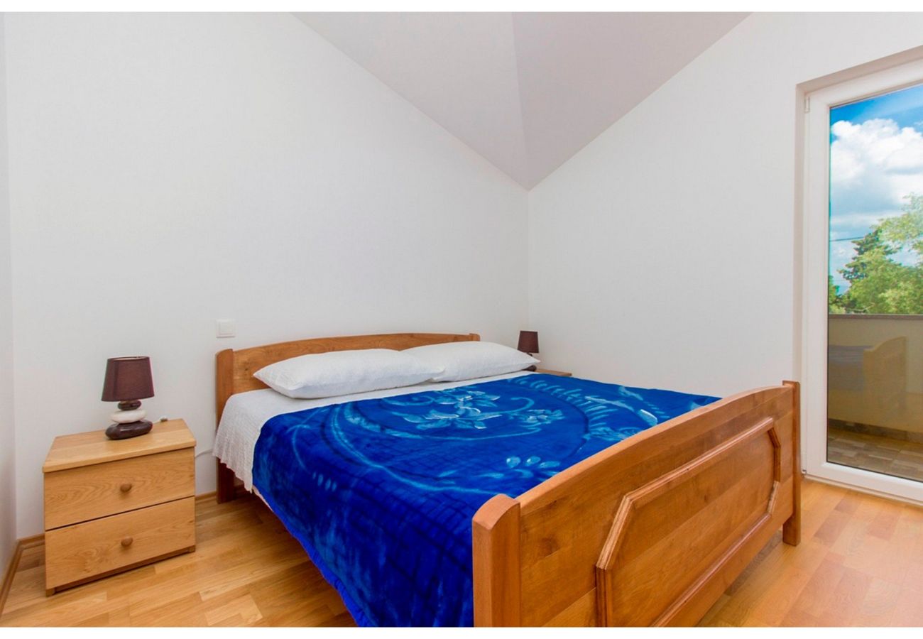 Villa in Brištane - Ländlicher Urlaub mit Pool - Villa Krka