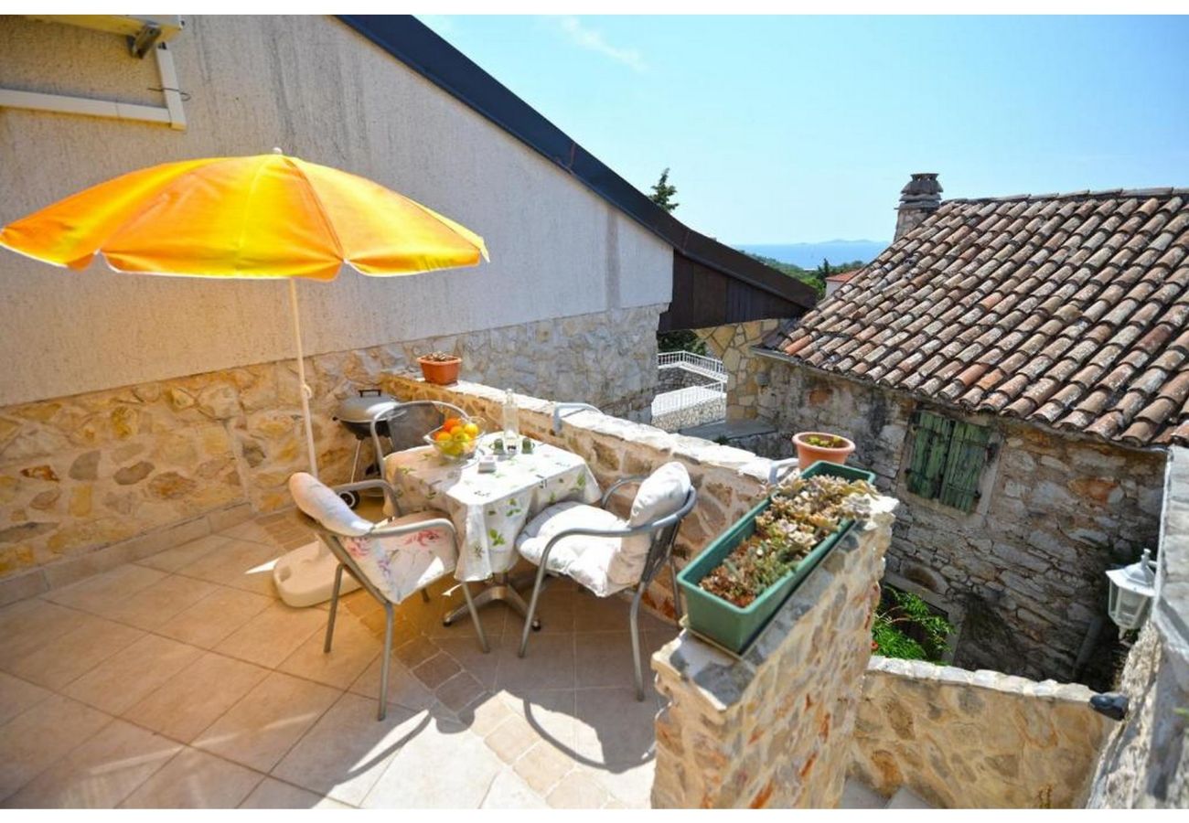 Ferienwohnung in Murter - Sunshine Apartment Gelb