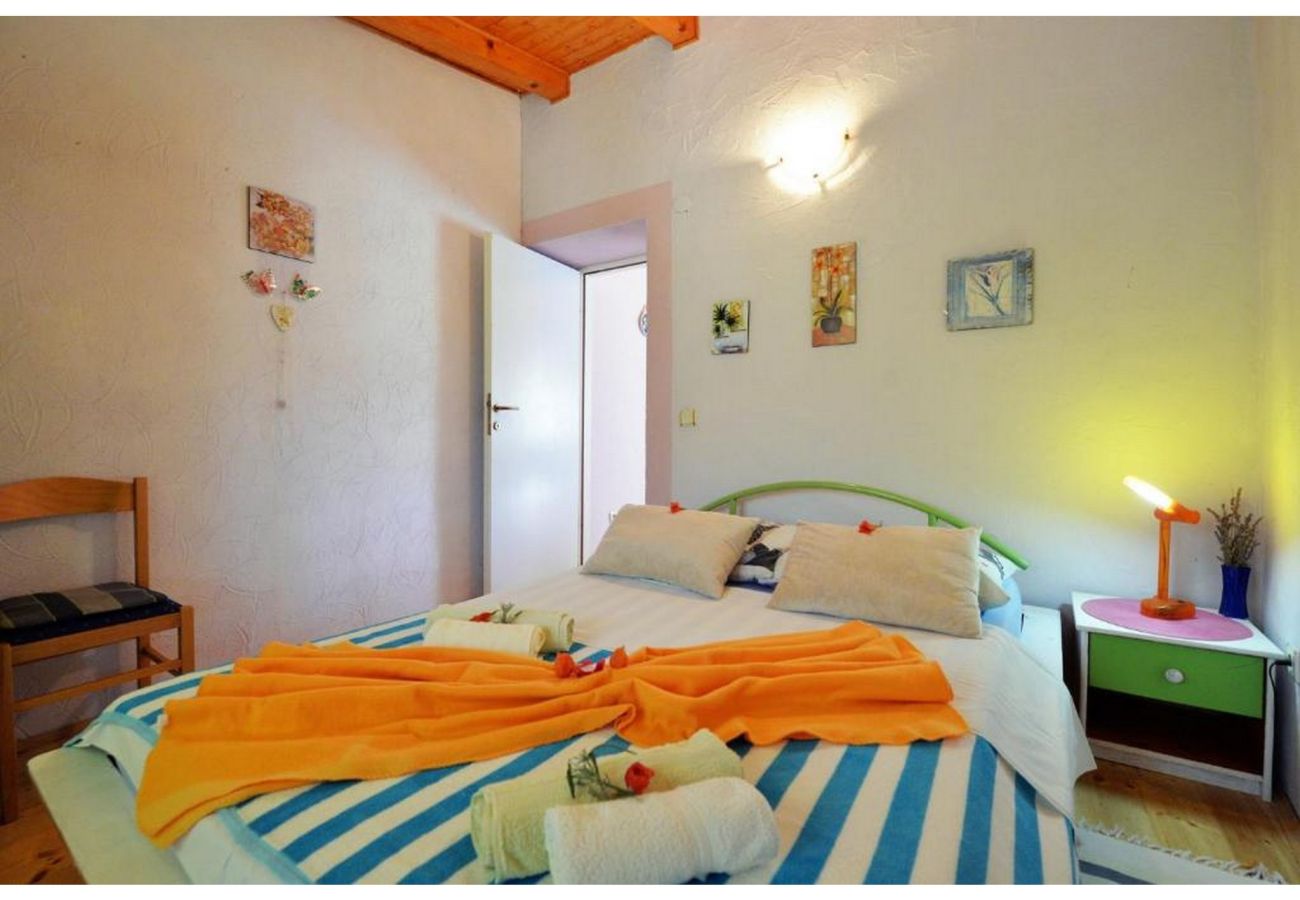 Ferienwohnung in Murter - Sunshine Apartment Blau