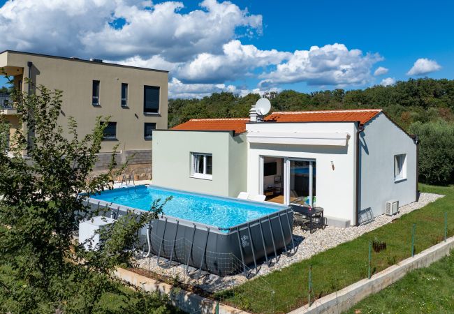 Ferienhaus in Medulin - Poolhaus Renata Medulin (2+2)