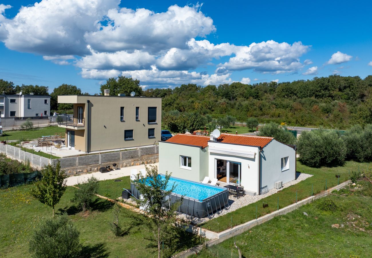 Ferienhaus in Medulin - Poolhaus Renata Medulin (2+2)