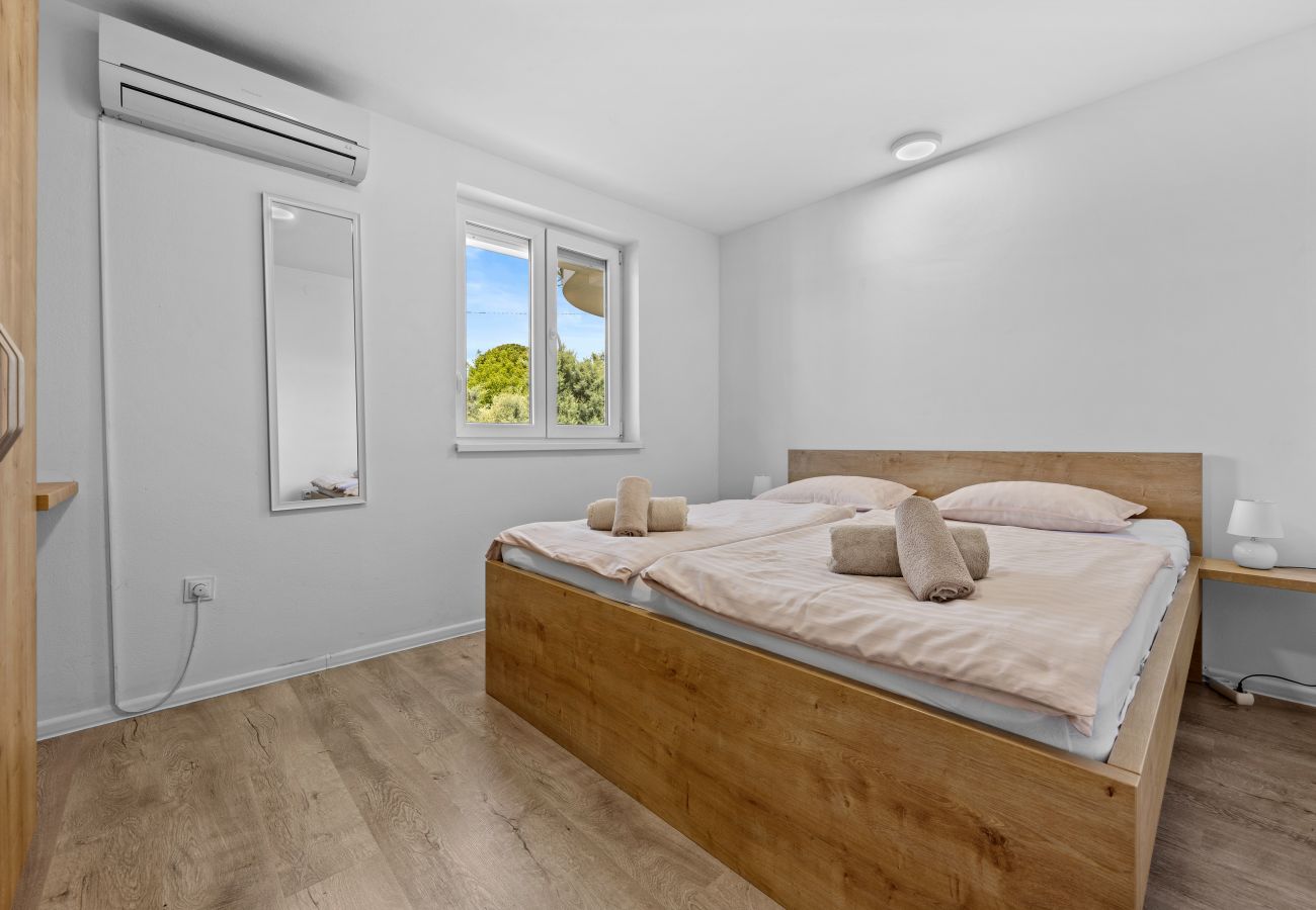 Ferienwohnung in Kukci - Apartment Susanne 1 mit Gemeinschaftspool