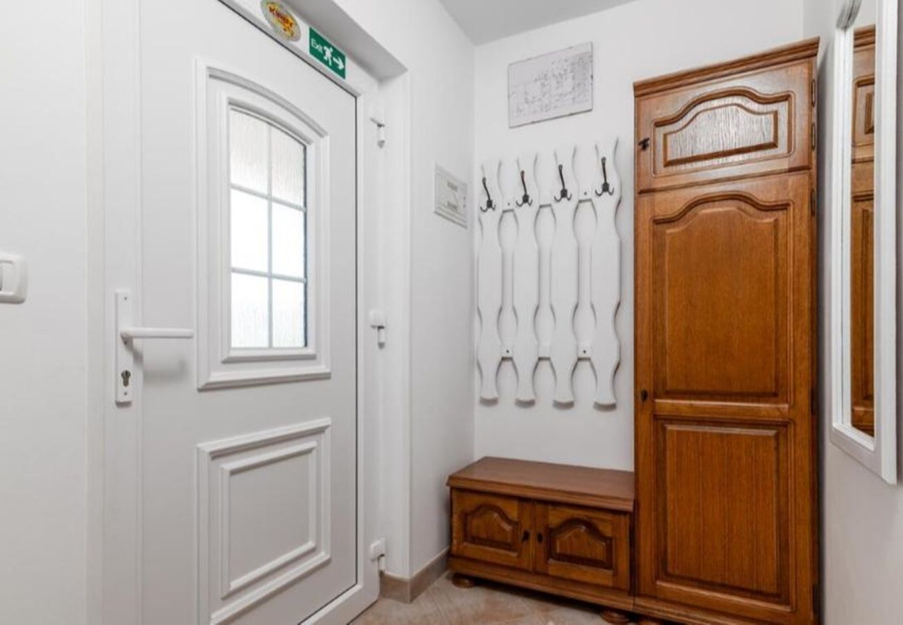 Ferienwohnung in Štinjan - Familienapartment Stinjan mit Meerblick