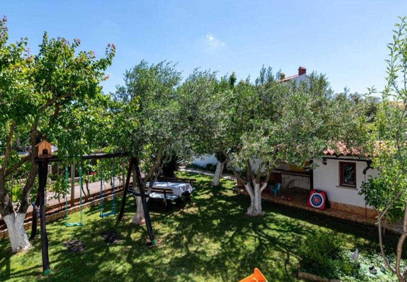 Ferienwohnung in Štinjan - Familienapartment Stinjan mit Meerblick