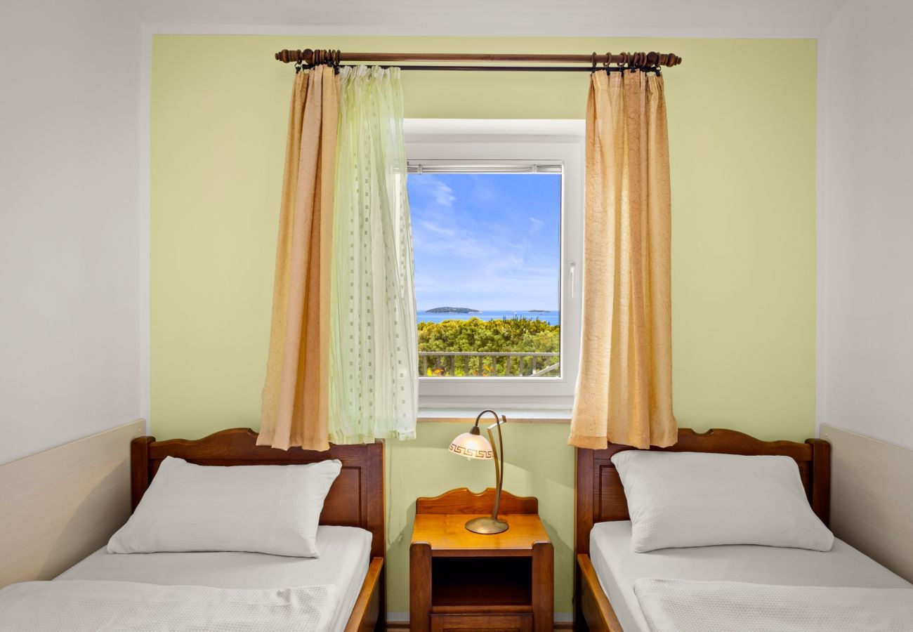 Ferienwohnung in Štinjan - Familienapartment Stinjan mit Meerblick