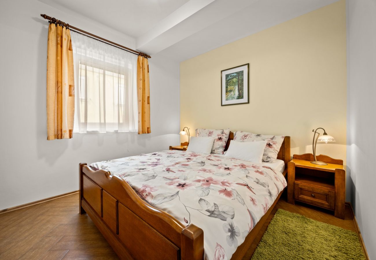 Ferienwohnung in Štinjan - Familienapartment Stinjan mit Meerblick