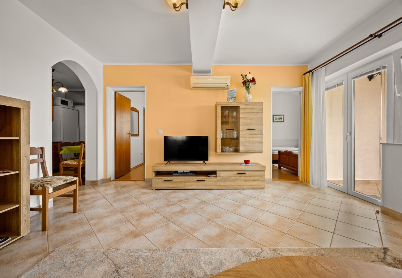Ferienwohnung in Štinjan - Familienapartment Stinjan mit Meerblick