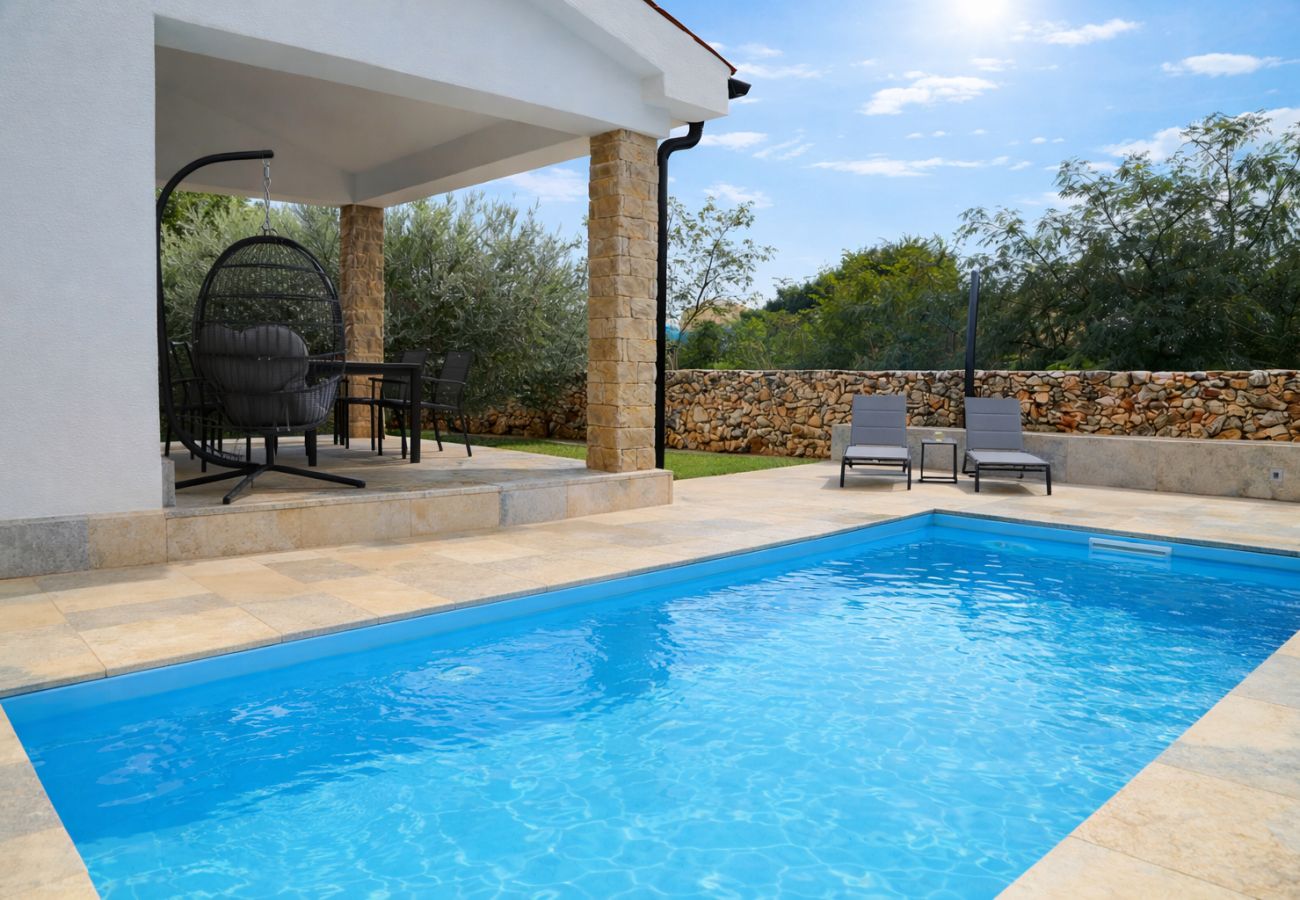 Ferienwohnung in Pomer - Oliva Serenity Apartment mit Pool 