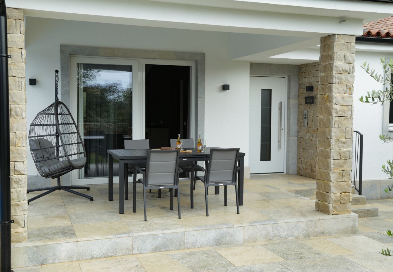 Ferienwohnung in Pomer - Oliva Serenity Apartment mit Pool 