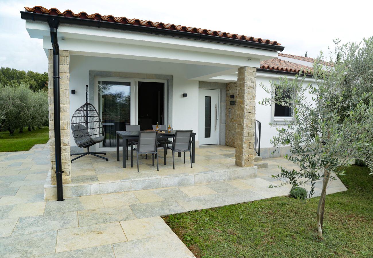 Ferienwohnung in Pomer - Oliva Serenity Apartment mit Pool 