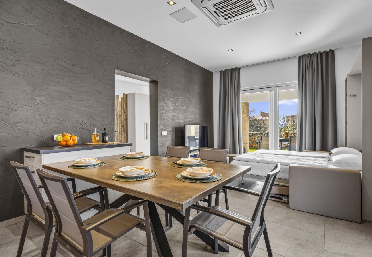 Ferienwohnung in Pomer - Oliva Serenity Apartment mit Pool 