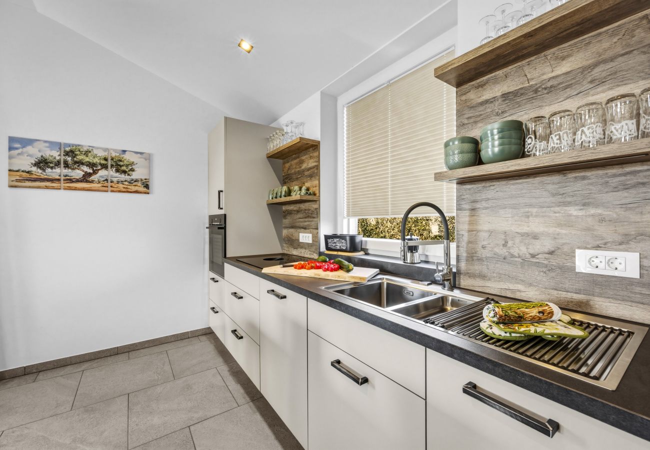 Ferienwohnung in Pomer - Oliva Serenity Apartment mit Pool 