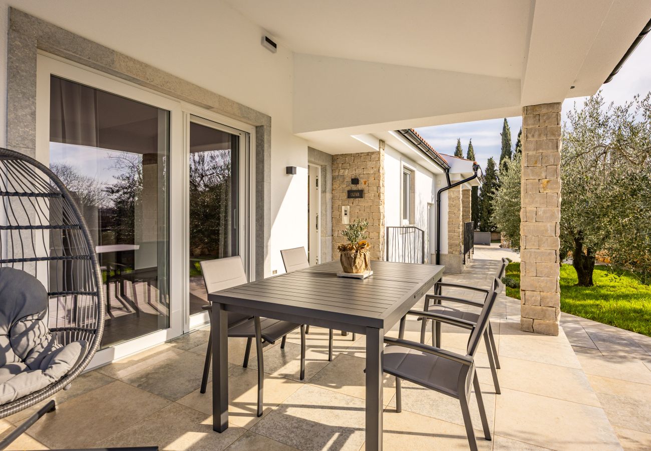 Ferienwohnung in Pomer - Oliva Serenity Apartment mit Pool 