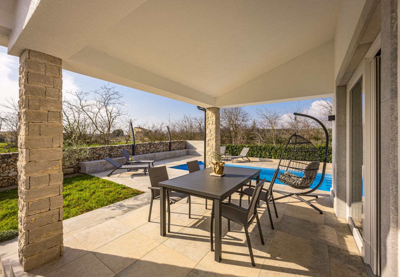 Ferienwohnung in Pomer - Oliva Serenity Apartment mit Pool 