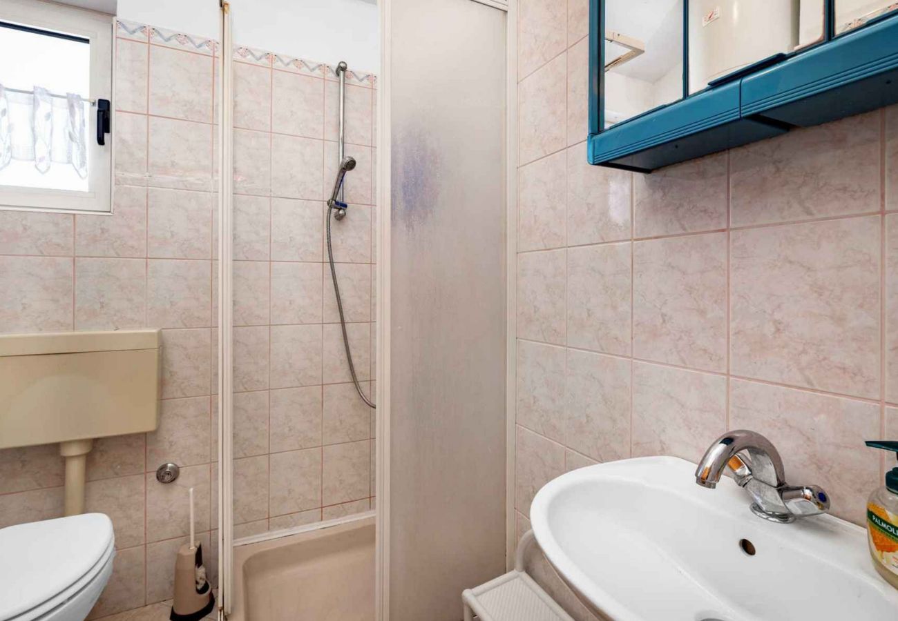 Ferienwohnung in Šibenik-Brodarica - Charmantes Apartment A3 in Brodarica