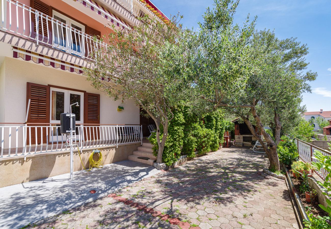 Ferienwohnung in Šibenik-Brodarica - Charmantes Apartment A3 in Brodarica