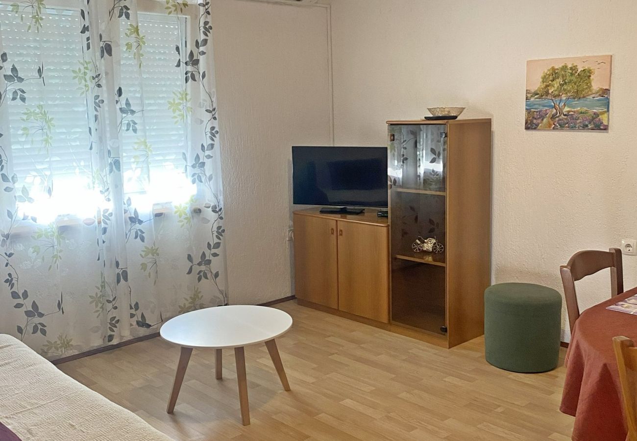 Ferienwohnung in Kampor - Sea View Apartment Ankica with Terrace