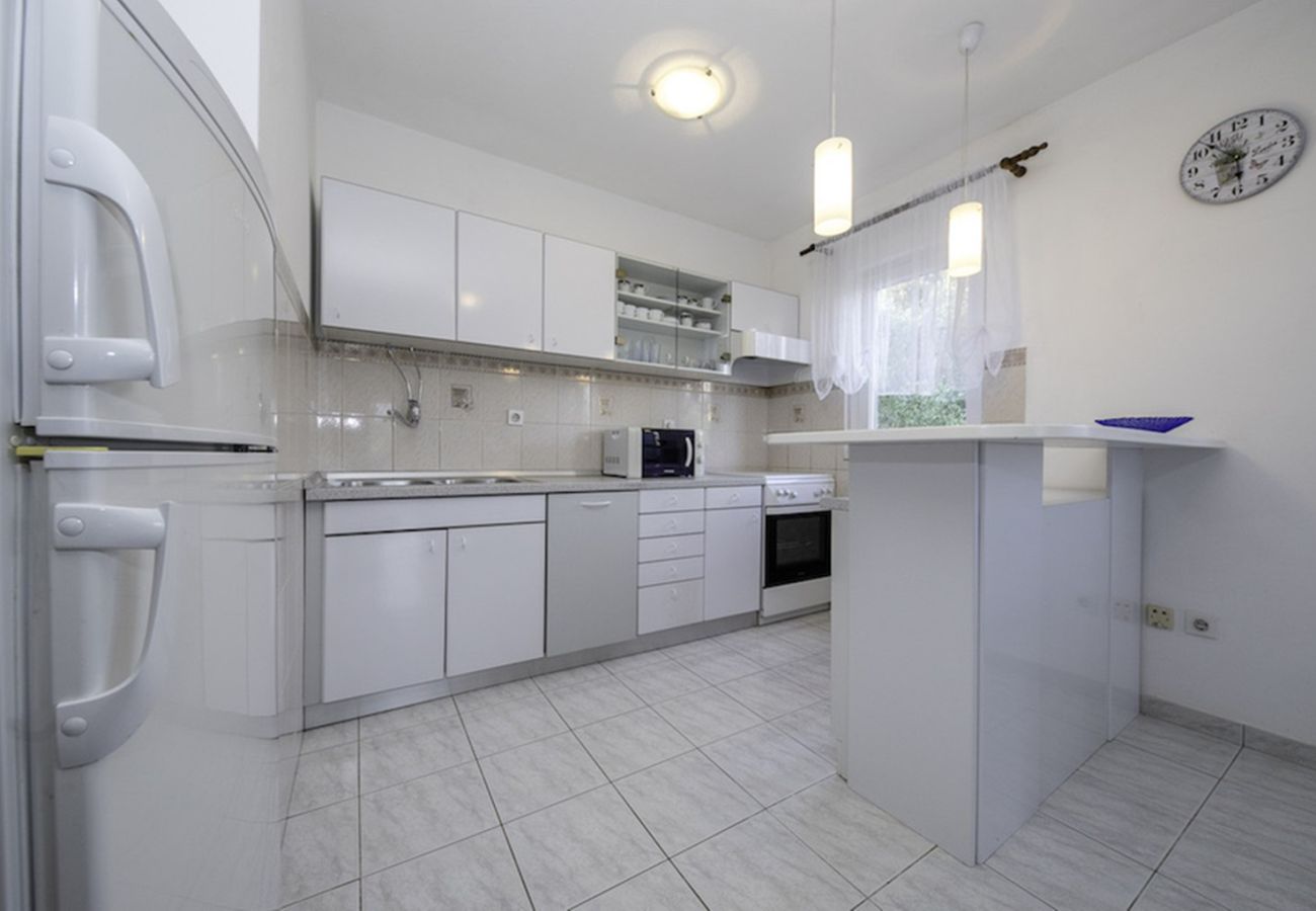 Ferienwohnung in Kampor - Petra Meerblick Apartment 4