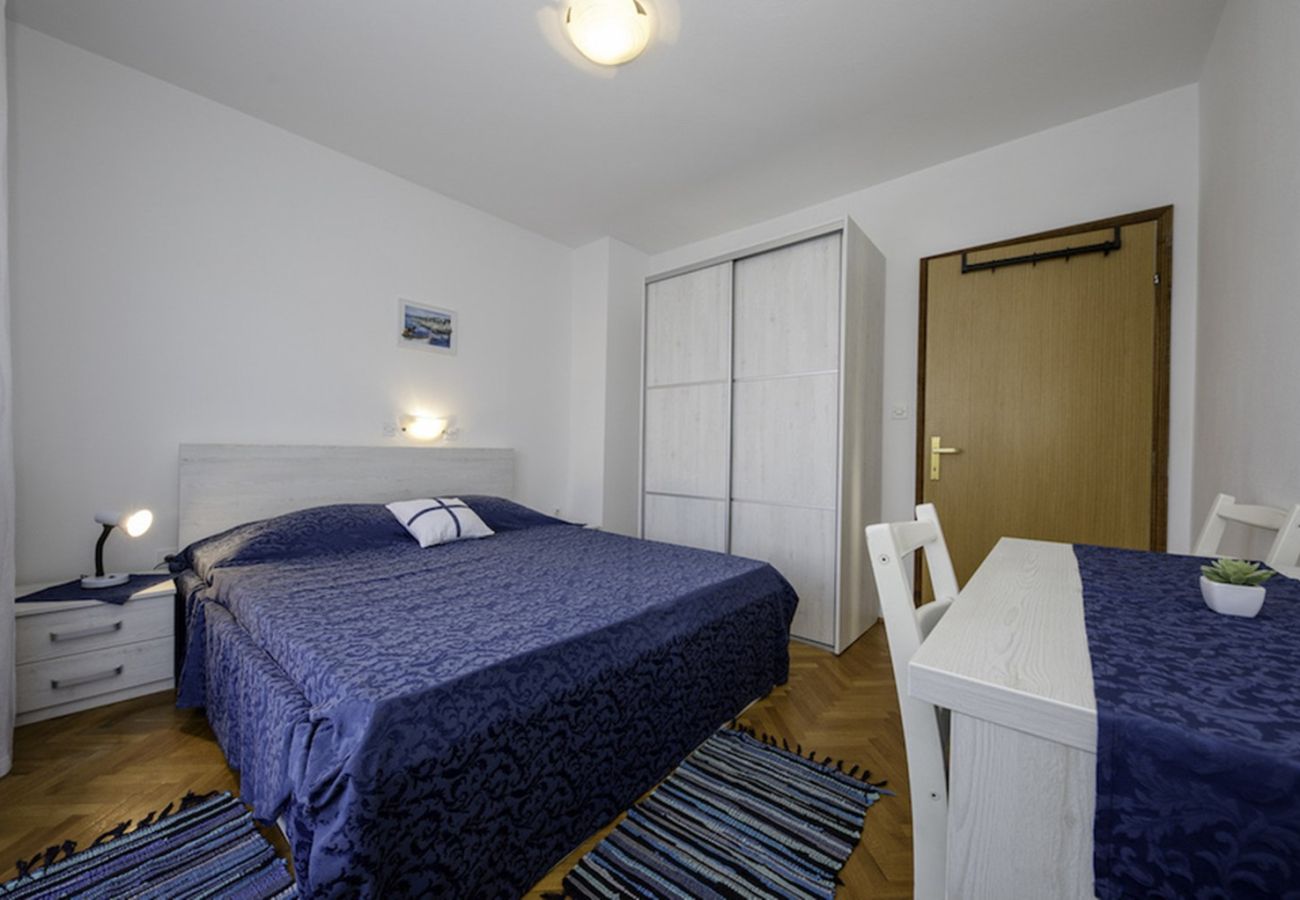 Ferienwohnung in Kampor - Petra Meerblick Apartment 4