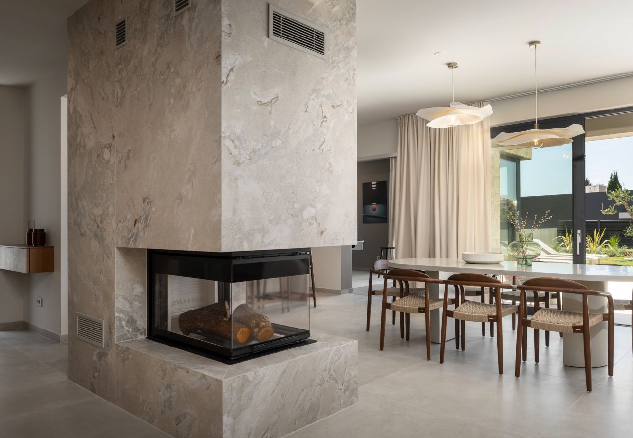 Villa in Funtana - Designer-Strandvilla Limes - Pool, Spa & Spiele