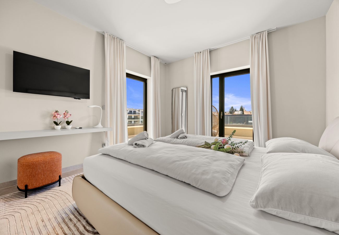 Villa in Funtana - Designer-Strandvilla Limes - Pool, Spa & Spiele