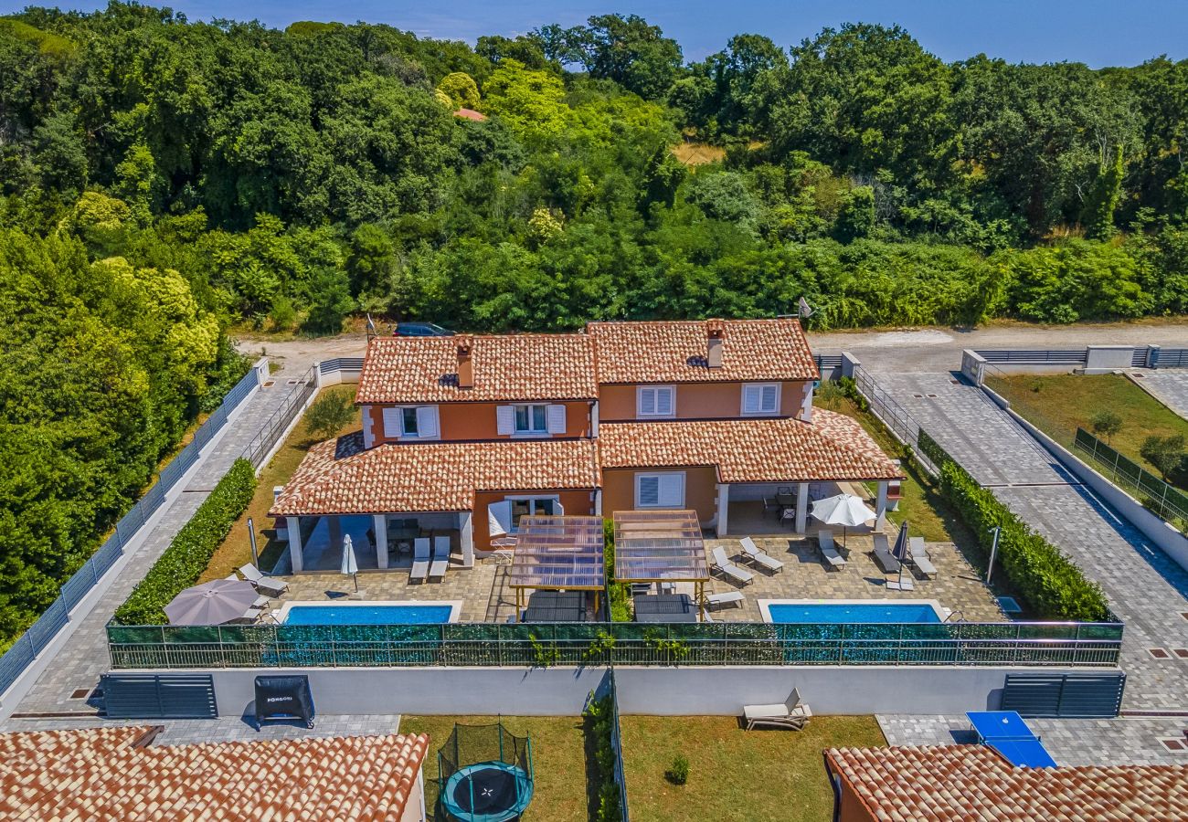 Villa in Pula - Lotus Elite Villa mit Pool und Whirlpool 7