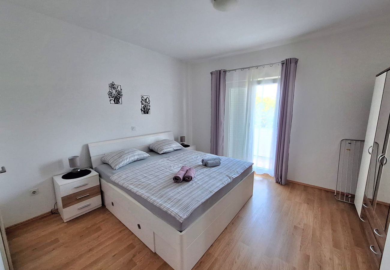 Ferienwohnung in Supetarska Draga - Apartment Nikolina 2 mit Meerblick