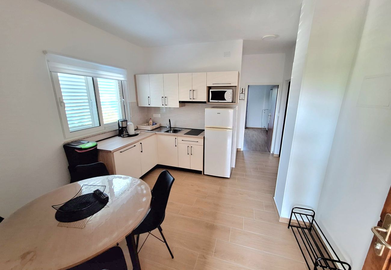 Ferienwohnung in Supetarska Draga - Apartment Nikolina 2 mit Meerblick