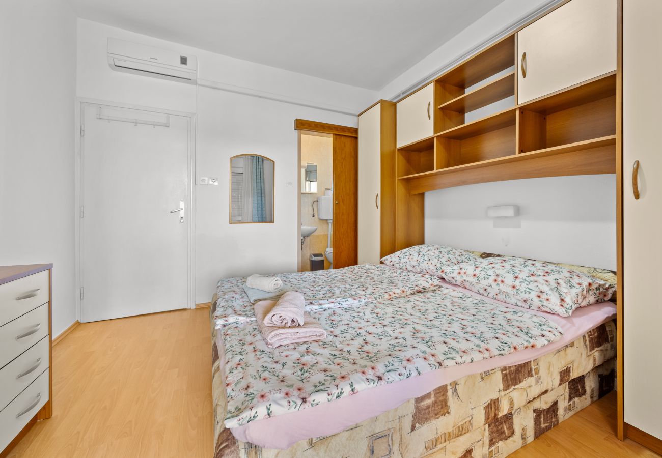 Ferienwohnung in Supetarska Draga - Apartment Nikolina 2 mit Meerblick