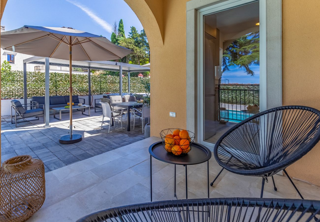 Villa in Pula - Lotus Deluxe Villa mit Pool und Whirlpool 13
