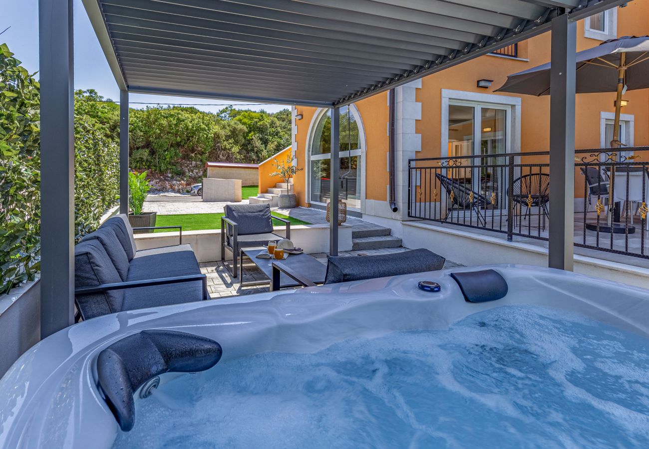 Villa in Pula - Lotus Deluxe Villa mit Pool und Whirlpool 14