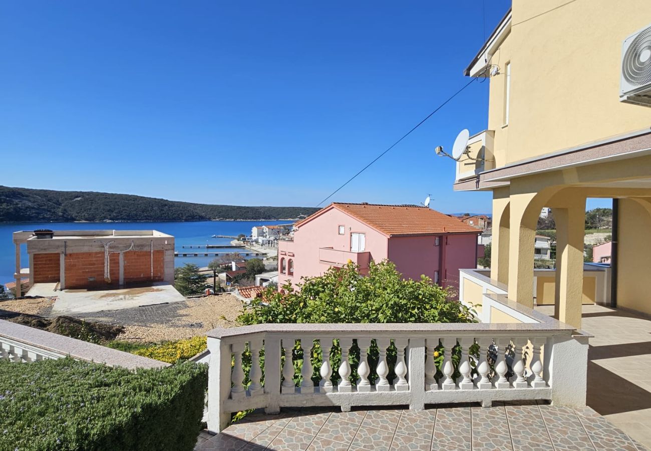 Ferienwohnung in Kampor - Zwei-Zimmer-Apartment in Strandnähe – Villa Jagoda