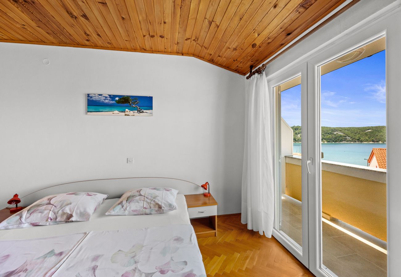 Ferienwohnung in Kampor - Zwei-Zimmer FeWo in Strandnähe - Villa Jagoda