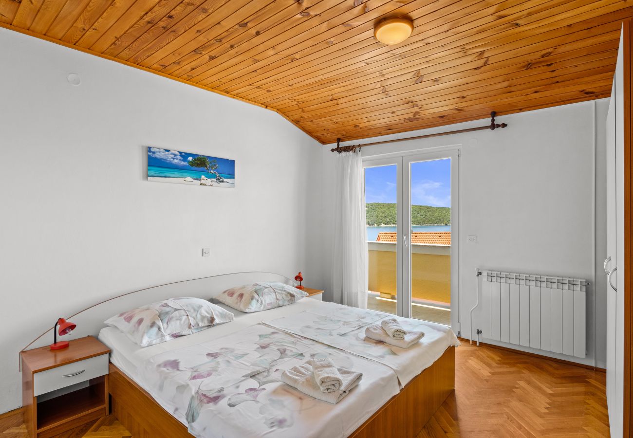 Ferienwohnung in Kampor - Zwei-Zimmer FeWo in Strandnähe - Villa Jagoda