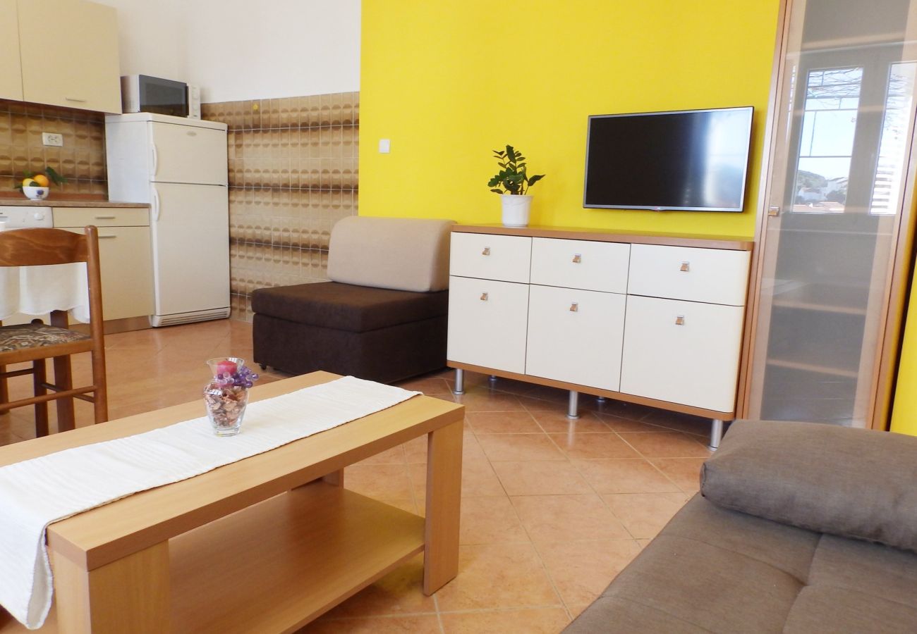 Ferienwohnung in Kampor - Ein-Zimmer-Apartment in Strandnähe - Villa Jagoda