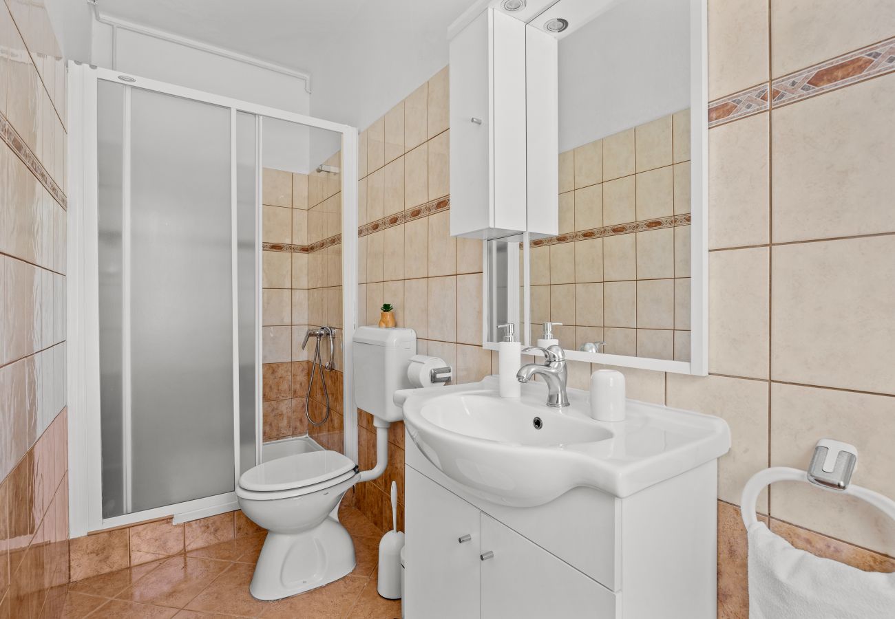 Ferienwohnung in Kampor - Ein-Zimmer-Apartment in Strandnähe - Villa Jagoda