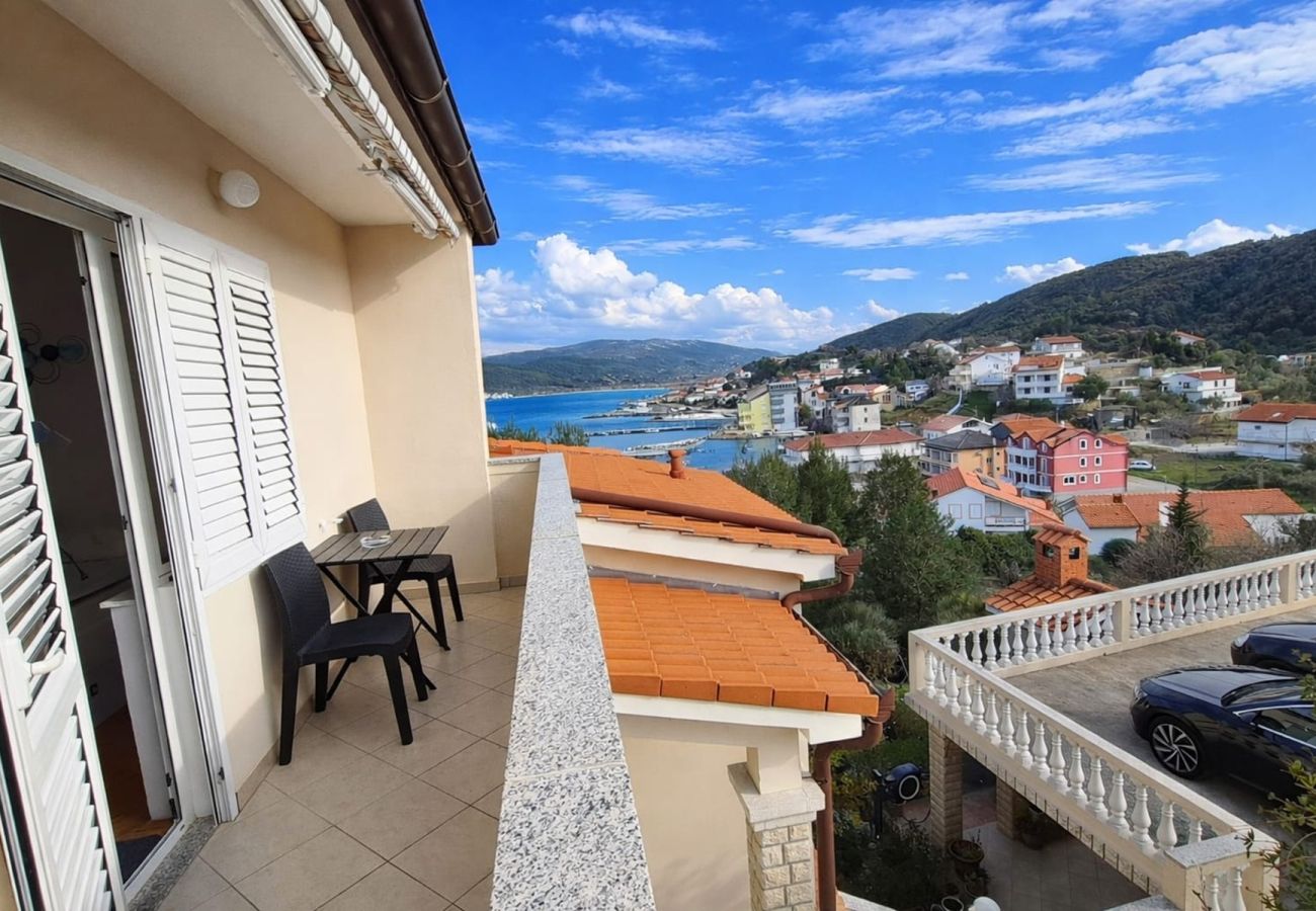 Ferienwohnung in Supetarska Draga - Apartment Nikolina 4 mit Meerblick